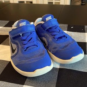 Boys Nike Tennis Shoes Toddler Size 9C Blue